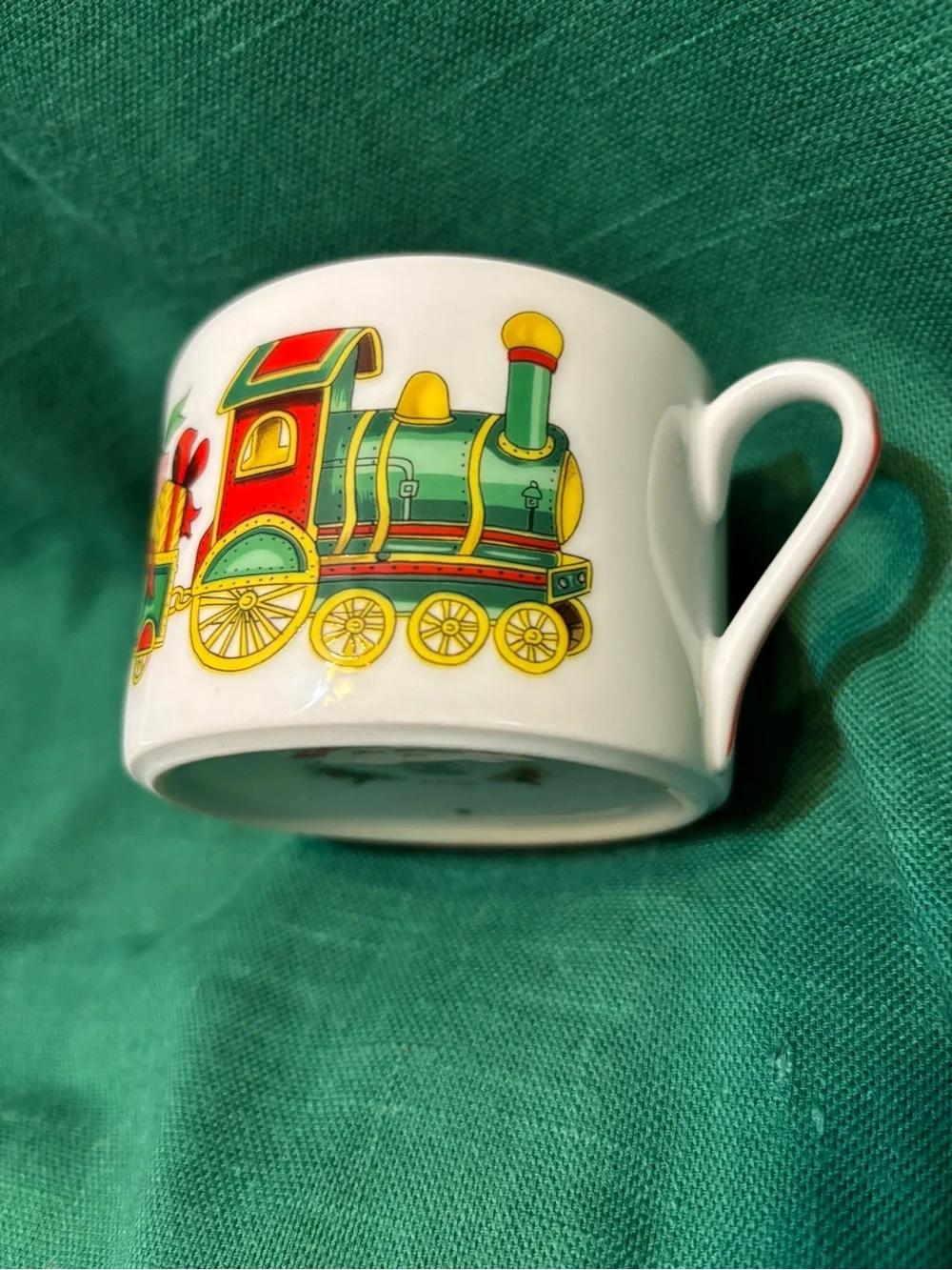 Vista Alegre Christmas Magic Cup and Saucer with Train Pulling Gifts